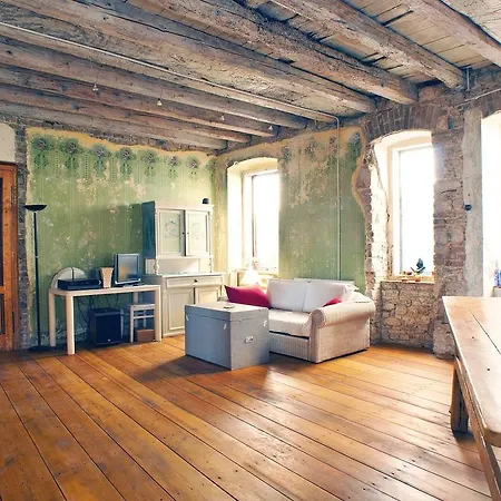 Johnny's Place * Szybenik